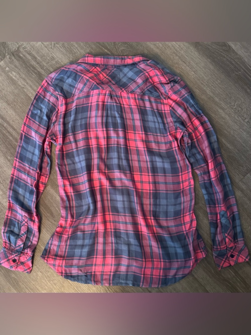 Rails Hunter Blue and Pink Flannel Button Up - Picture 3 of 4